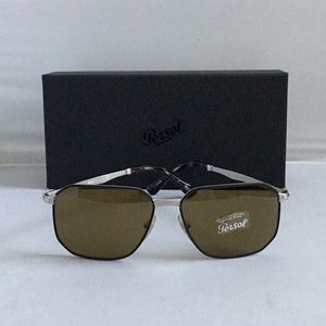 - PERSOL SUNGLASSES UNISEX.